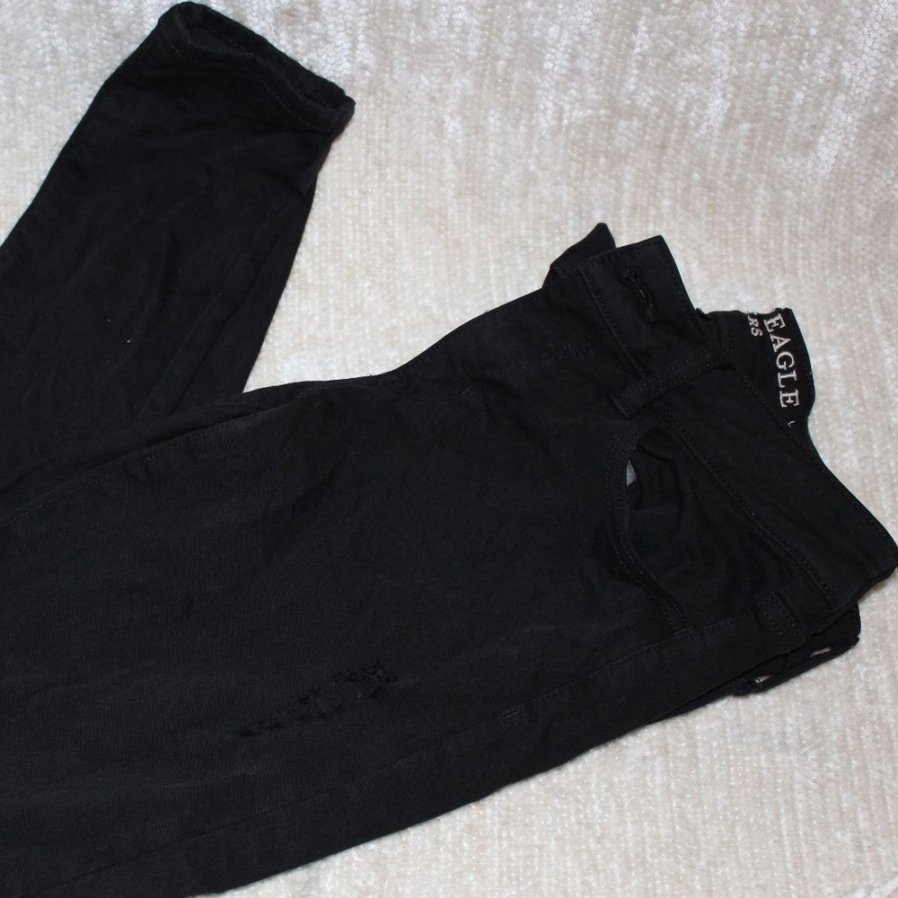 Black American Eagle Skinny Jeans